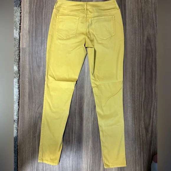 Maurices Stretch Yellow Denim Skinny Jeans - Size  S (6-8) - Picture 4 of 4